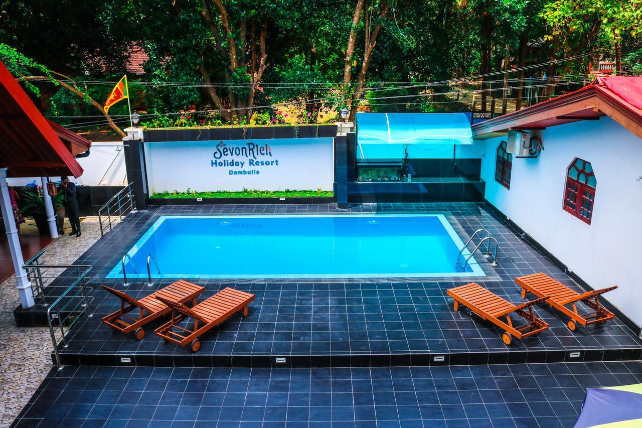 Sevonrich Holiday Resort Dambulla Bagian luar foto