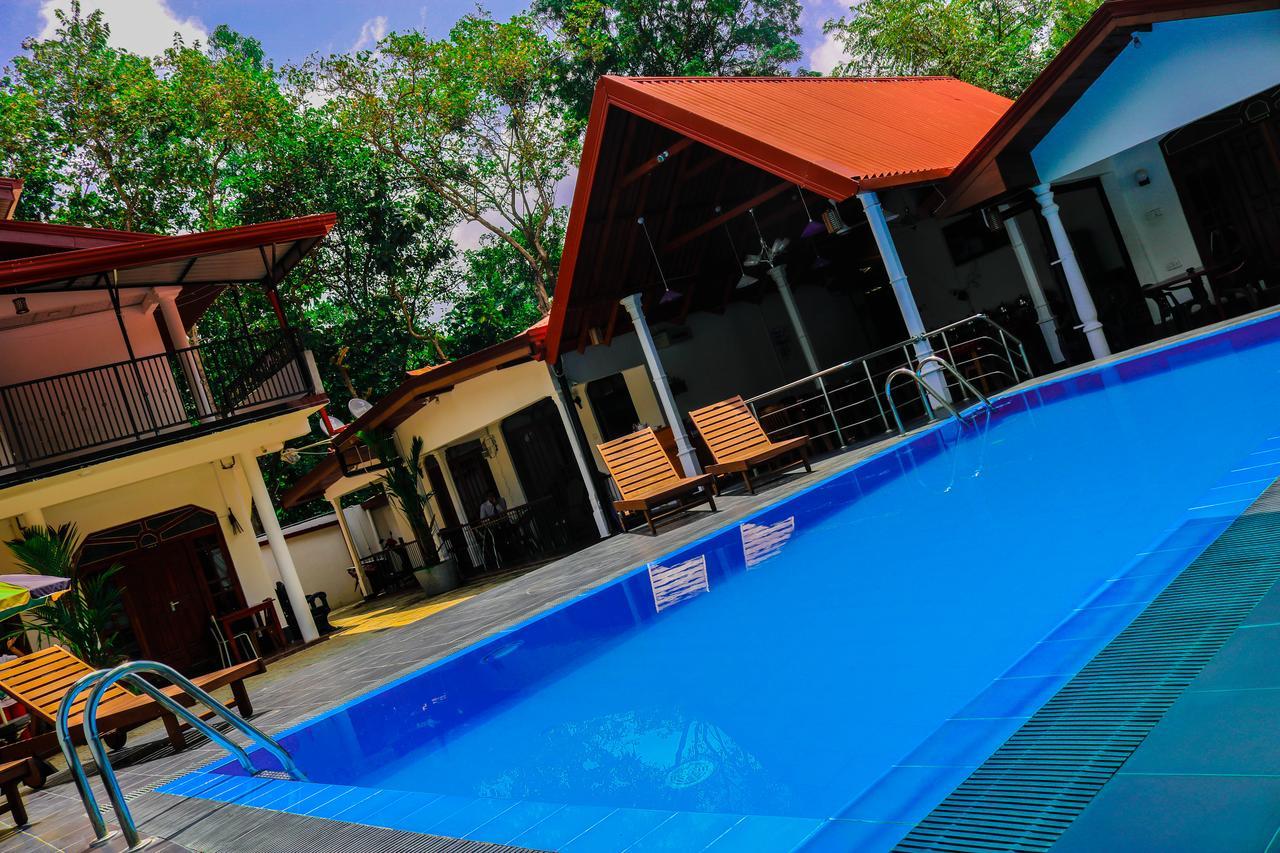 Sevonrich Holiday Resort Dambulla Bagian luar foto